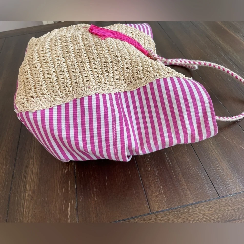Suns N sand tote bag